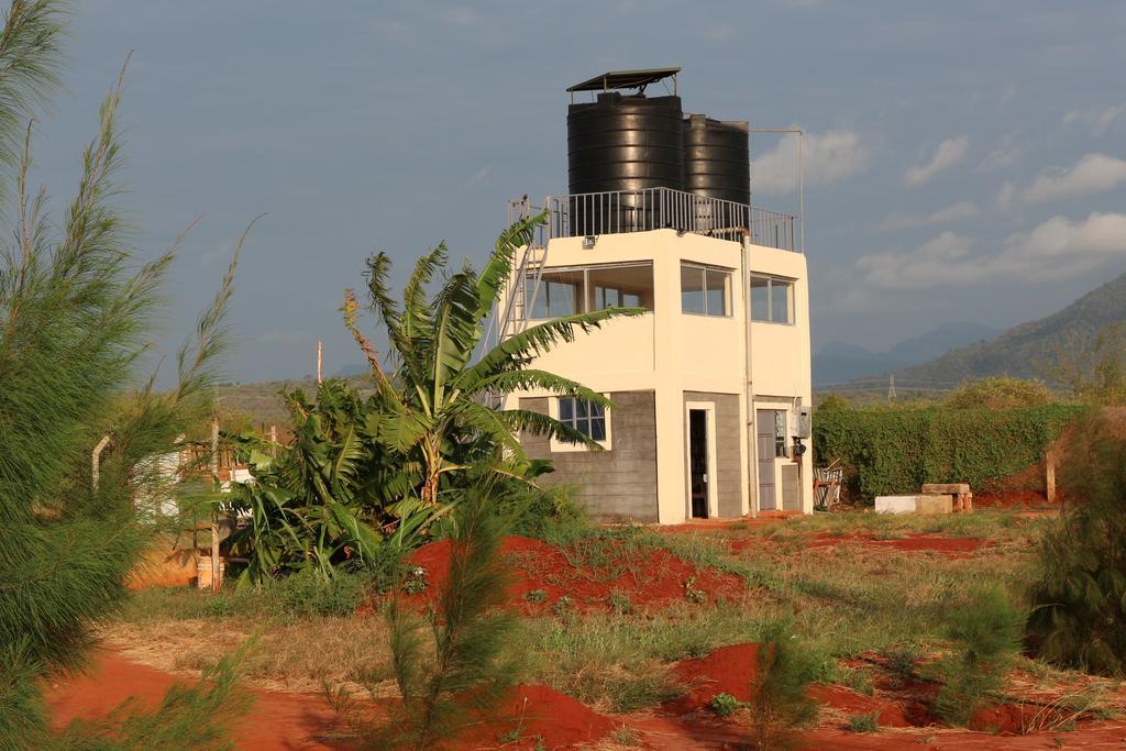 Voi Lutheran Guesthouse Εξωτερικό φωτογραφία