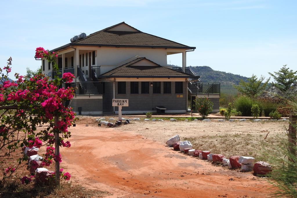 Voi Lutheran Guesthouse Εξωτερικό φωτογραφία